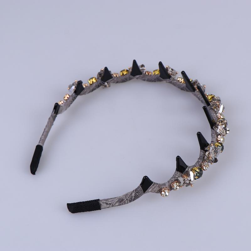 Stylish Rhinestone Hair Hoop Crystal Non Slip with Teeth for Women’s Daily Hair Fashion