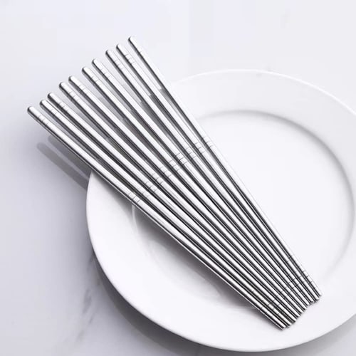 KXLCGYK Korean Metal Chopsticks Set, 5 Pairs, 18-8 Stainless Steel, 22.5cm Square Chopsticks, Lightweight, Hollow Chopsticks, Non-Slip, Silver, Dishwa