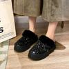 Женские тапочки на платформе с пайетками, домашние туфли на плоской подошве из хлопка, зимняя мода 2025 года, короткие плюшевые теплые шлепанцы с открытой пяткой, Zapatillas Mujer