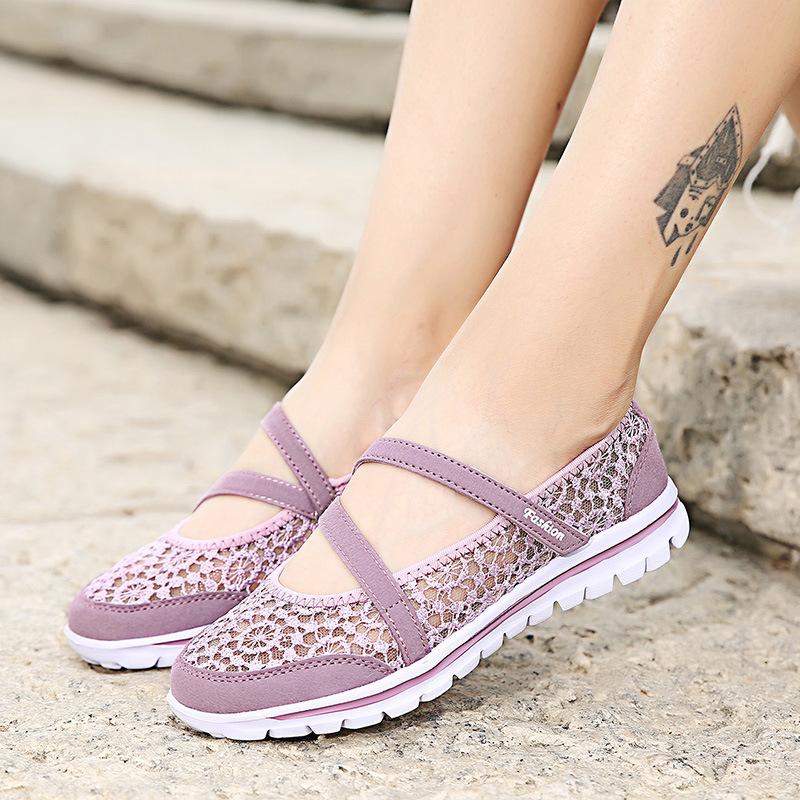 Fashion Woman Mesh Flats 2025 Women Fashion Breathable Vulcanized Women's Light Ladies Sneakers Female Walking Shoes Plus Size 42
