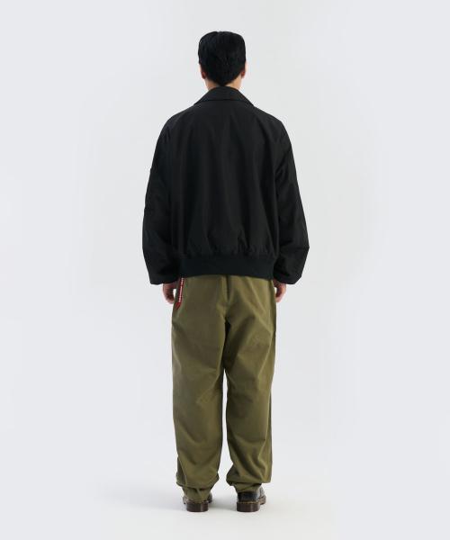 Alpha Industries Cwu-36/P Свободная летная куртка с нашивками Черная