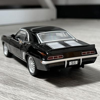 1:32 Chevrolet Camaro SS 350 1969 Супер Классические Спортивные Автомобили Сплав Металл Литье под Давлением Модель Машины Домашние Модные Игрушки Украшения Праздничный Мальчик