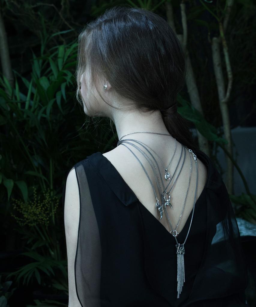 Mezmic Double Teeth Necklace