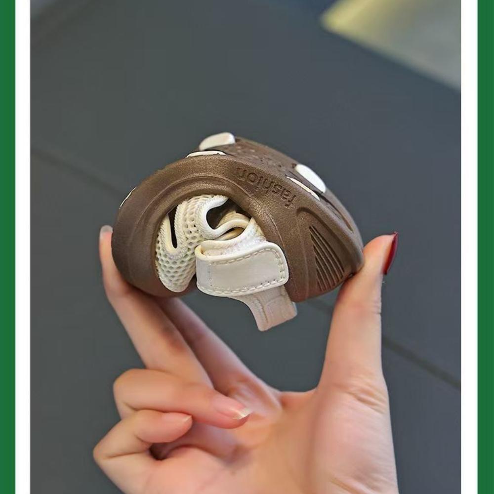 Baby Cute Baotou Anti Collision and Anti Slip Sneakers, Children's Fashion Soft Bottom, External Velcro Sandals