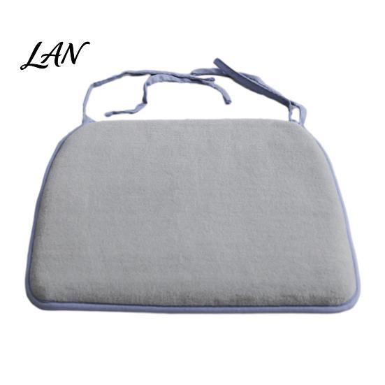 Skin-friendly Warm Seat Cushion for Winter Plush Chair with Ties, Soft Cozy Non-slip Cushion, 15.75" Anti-slip Thickened Buttock Relief Pad