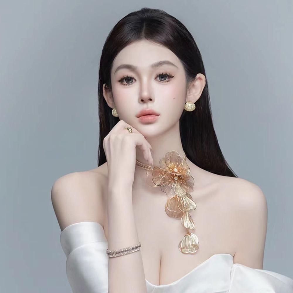 Temperament Flower Fringe Necklaces Elegant Long Tassel Collarbone Chain Exaggerated Choker  Bridal