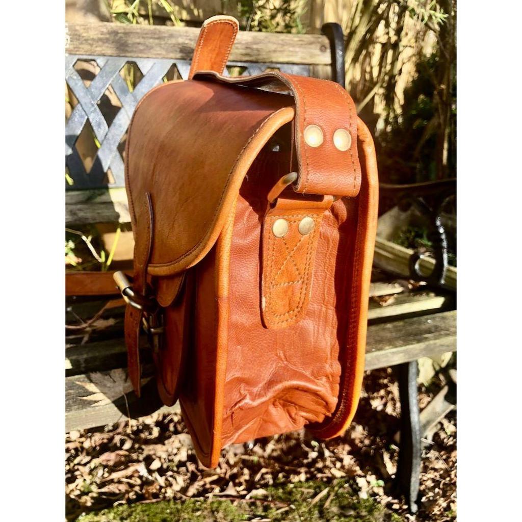Кожаная седельная сумка среднего размера, седельная сумка в стиле ретро, ​​коричневое седло 11х9, возвращение к традиционной седельной сумке 70-х годов.. Каждому нужно седло, чтобы любить