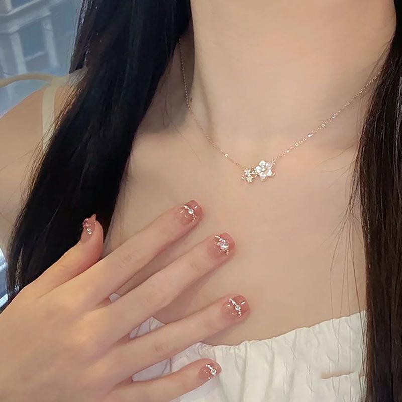 Элегантное нежное ожерелье с цветущей вишней из циркона для женщин и девочек, модное ожерелье с цветком, ювелирные изделия для вечеринок, аксессуары, подарок