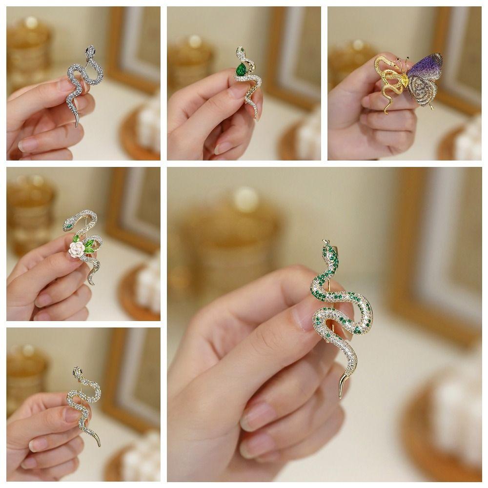 Minimalist Rhinestone Collar Pins Animal Snake Lapel Pin Temperament Zodiac Snake Brooch Party