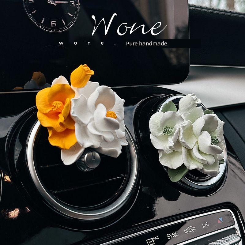 Auto Perfume Aromatherapy Exquisite Elegant Camellia Car Vent Decoration Fragrant Stone Light Perfume Girls' Gifts