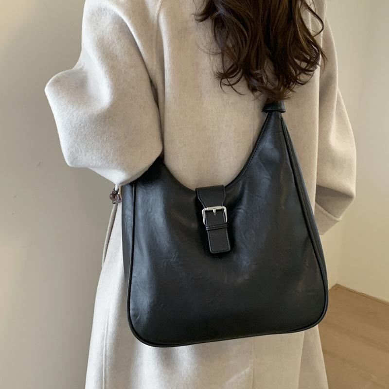 Премиальная сумка женская 2025 новая осенне-зимняя ретро на плечо сумка-тоут для поездок большой вместимости женская сумка