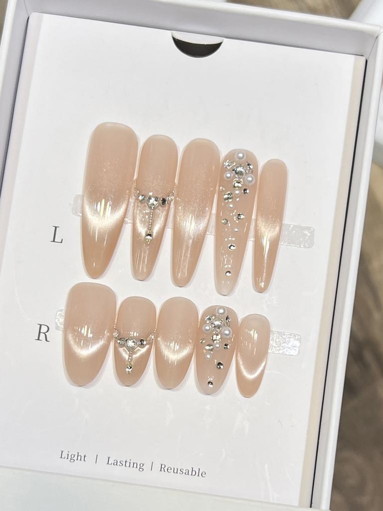 10Pcs French Nail Tips With Cat-Eye And Pearl Decor Ice Nude Color For Wedding Party Everyday Use