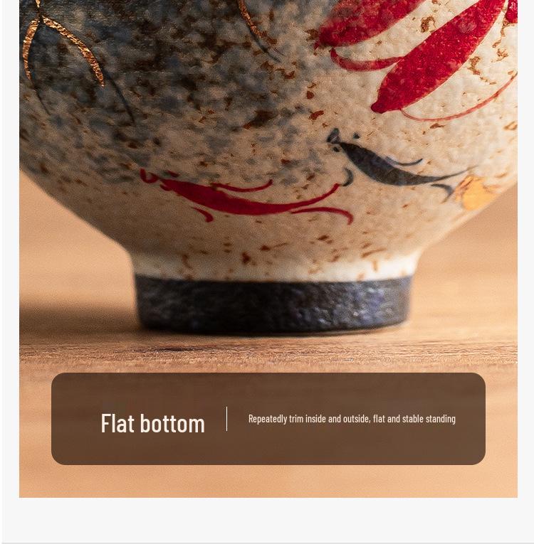 Расписанная вручную золоченая керамическая пиала с кои и лотосом