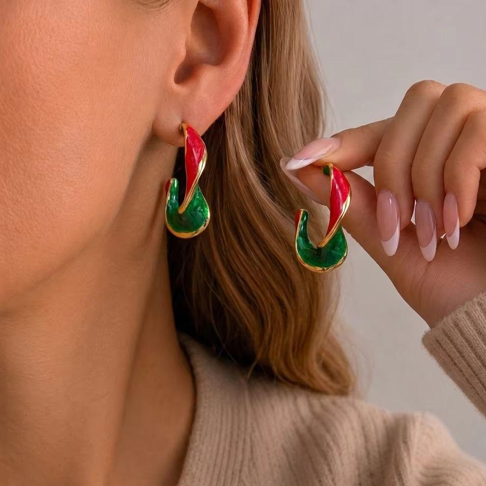 Fashion Christmas Red Green Enamel Twist Hoop Earrings for Women Trendy C Shaped Candy Color Circle Earring Xmas Party Jewelry