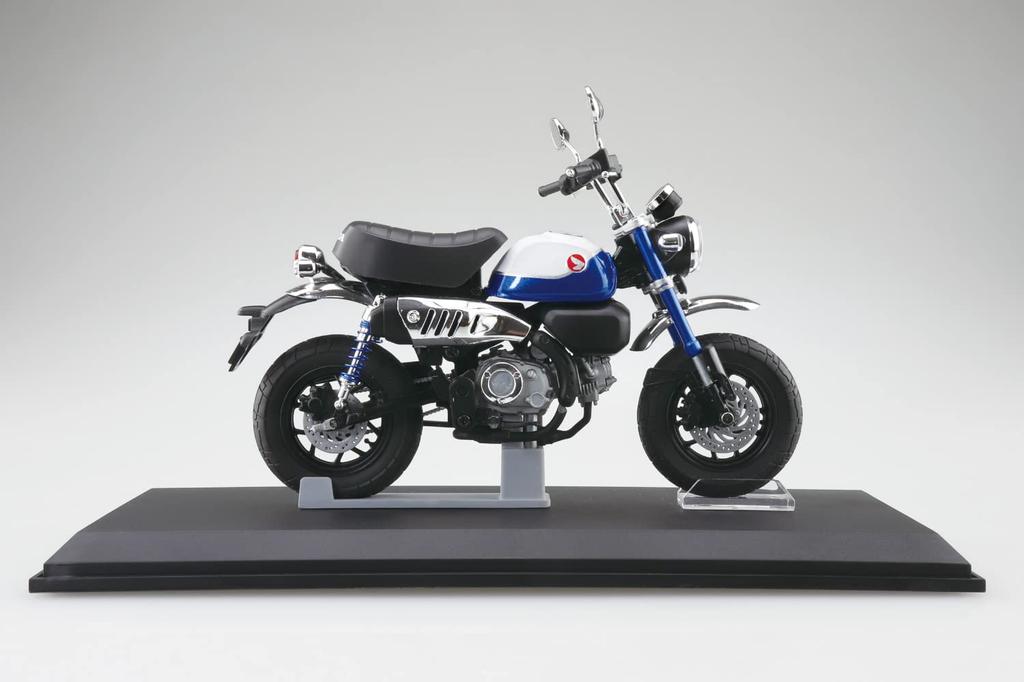 AOSHIMA Skynet Completed Bike Honda Monkey125 Pearl Glitter Ring Blue 1/12 '22
