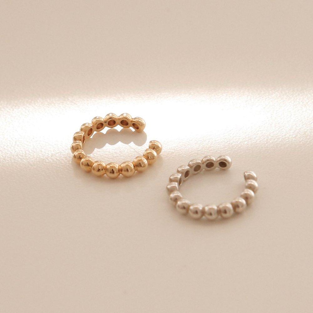 J.Lauren Round Ball Silver Ear Cuff M03824