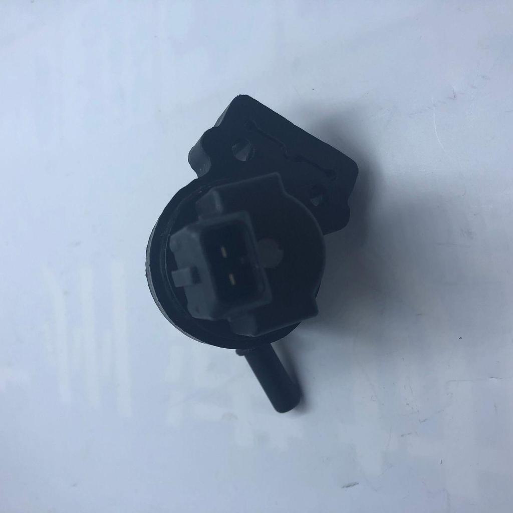 Электромагнитный клапан продувки адсорбера Mercedes-Benz E350/E550 (2502487899)