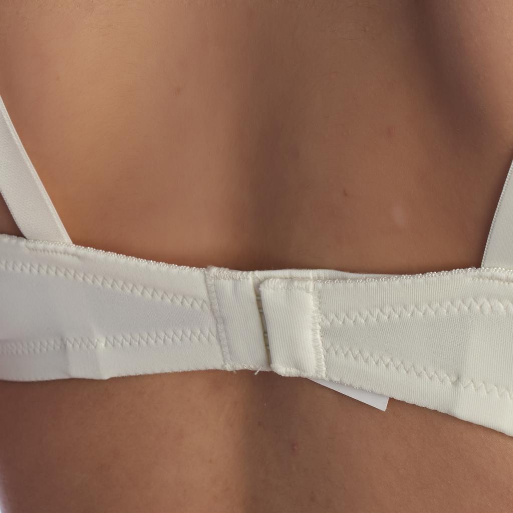 Женский бюстгальтер на косточках RUBI с подушечками