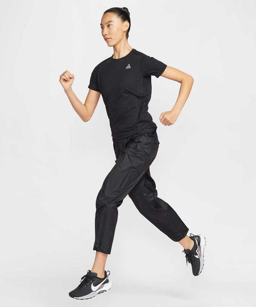 NIKE Acg Dri-Fit Short Sleeve Trail Running Top W - Black: Summit White / Io9651-010