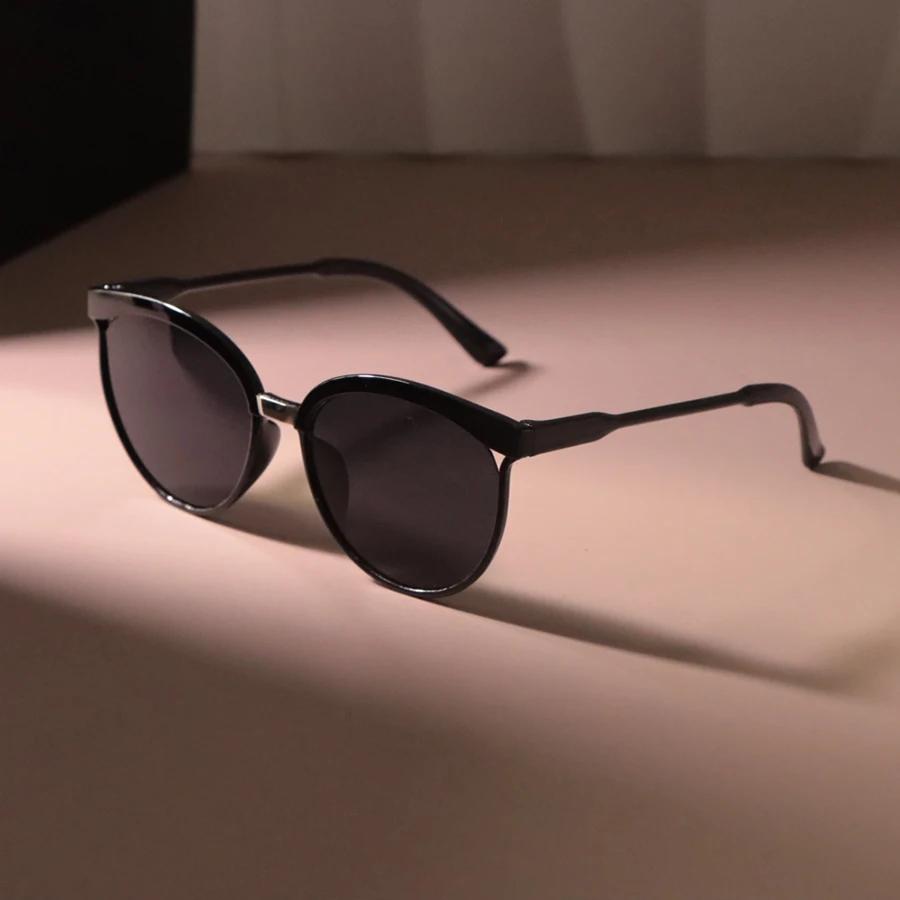Vintage Retro Cat Eye Sunglasses Women Men Stylish Vintage Sun Eyeglasses Female Male Brand Style Shades Driving Punk Travel Oculos De Sol