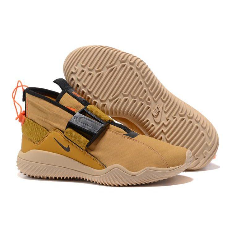 Nike ACG.07.KMTR Золотисто-бежевый 902776-201