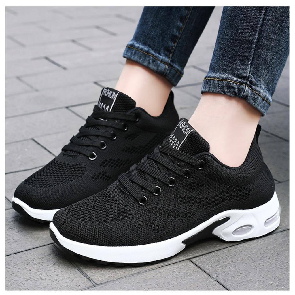 Женская обувь с мягкой подошвой, не утомляющей ноги. Летняя повседневная обувь на толстой подошве, спортивная обувь больших размеров с воздушной подушкой