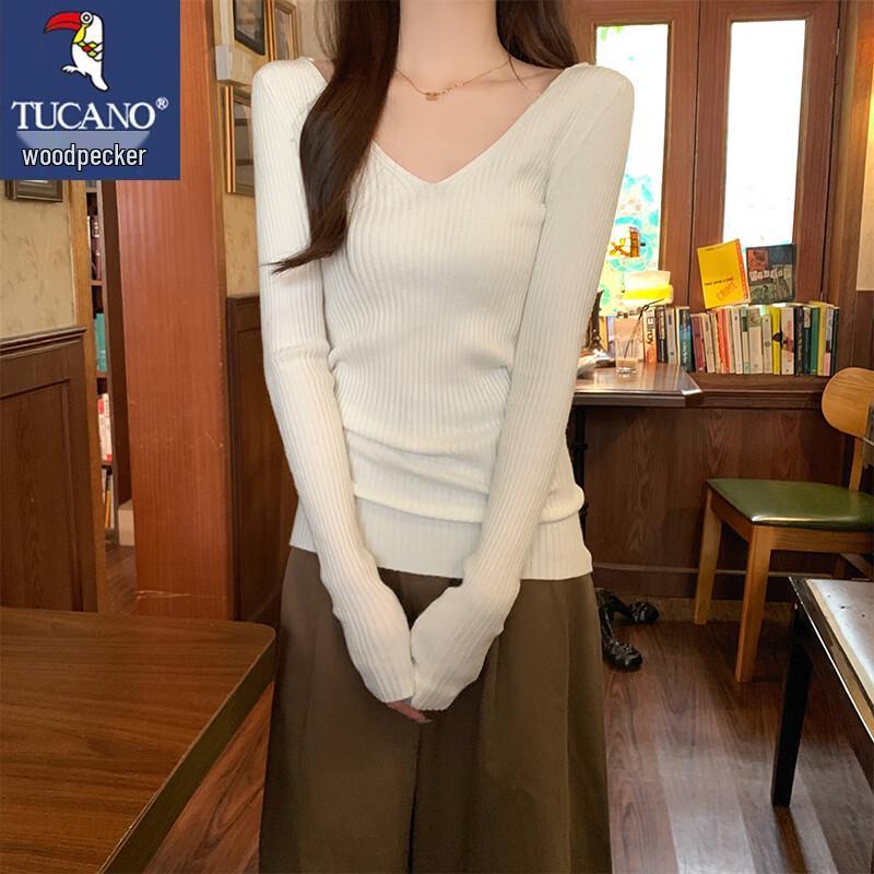 Tucano Женский свитер с V-образным вырезом, в рубчик, с длинным рукавом
