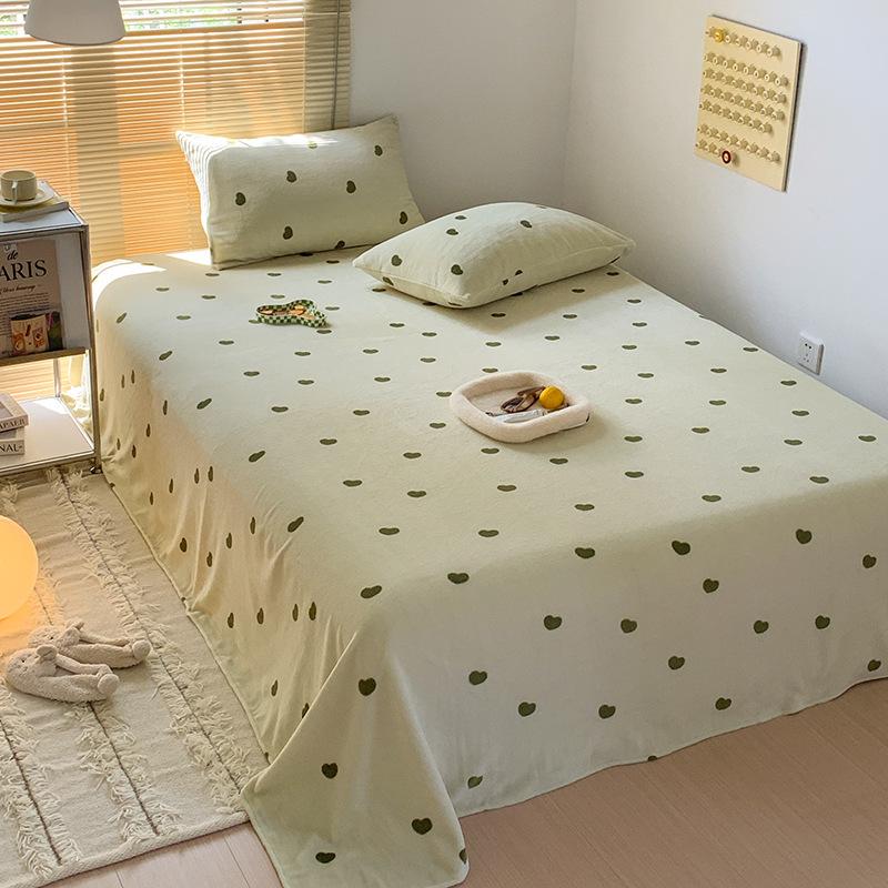 Winter Solid Color Milk Fleece Flat Sheets Bed Home Coral Fleece Thick Warm Flannel Queen King Size Bed Spread with Pillowcases