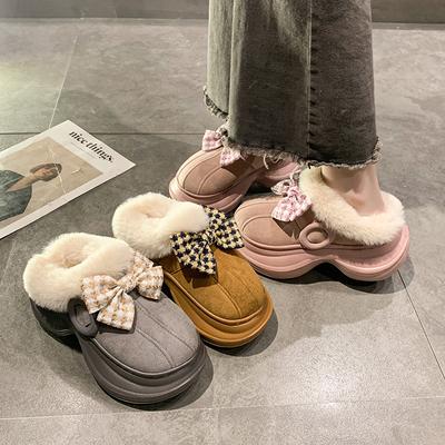 Пушистые тапочки женские зимние милые с бантом для улицы толстая подошва на платформе нескользящие с начесом утолщенные теплые с закрытым носком хлопковые мопы