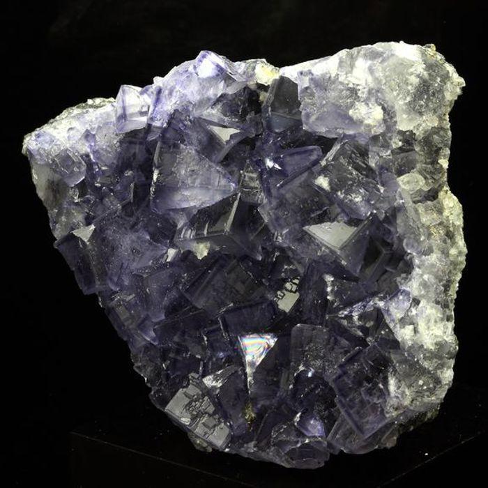 Pierres et Minéraux. Fluorite. 1050.5 ct. Yanci, Igantzi, Navarre, Espagne.