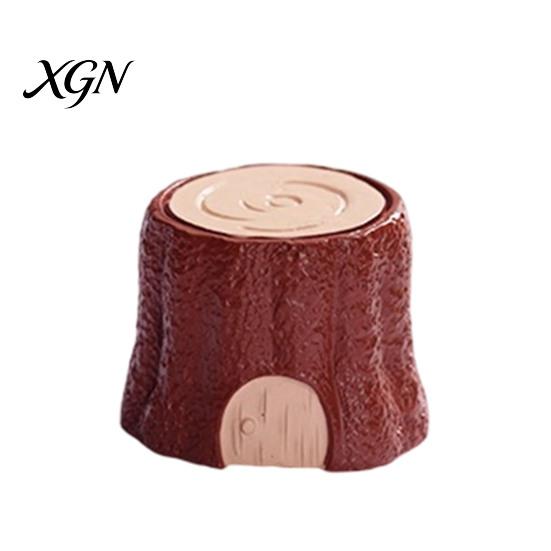 Small Sand Table Decorations Miniature Forest Hut Figurine, Resin Mini House Micro Landscape Ornaments for Fairy Garden Creative Desktop Atmosphere