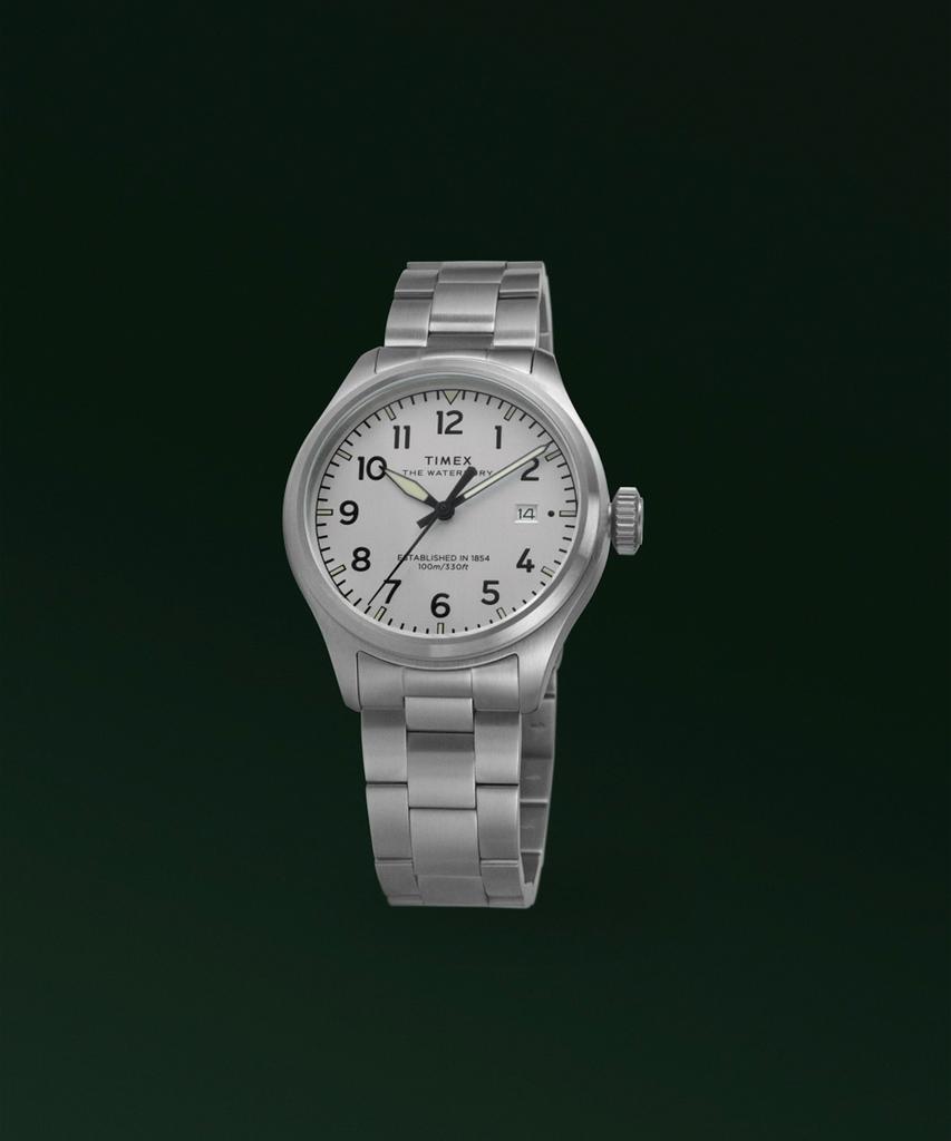 Taimaegseu Waterbury Ace Stainless Steel Bracelet Watch 41Mm