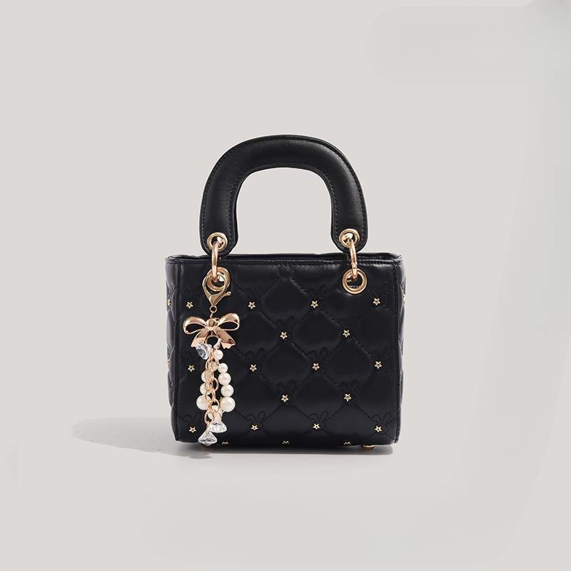 Текстурная модная женская сумка-чехол для нишевого дизайна. Осенняя и зимняя сумка в ручную с ромбовидной клеткой. Женская сумка.