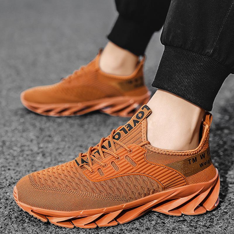 Autumn/Winter Men's Non-slip Blade-soled Shoes Outdoor Men's Large Size Shoes