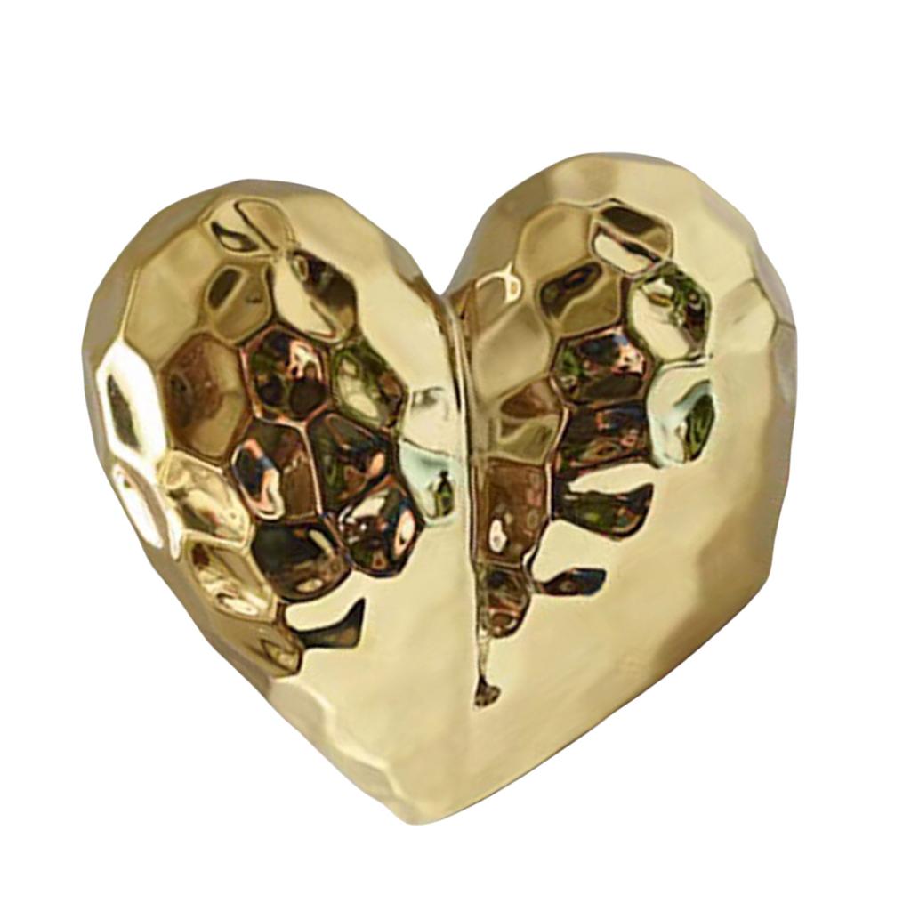 Contemporary Heart Shaped Ceramic Statue Ornament for Living Room with Ceramic and Symbolic Love Meaning