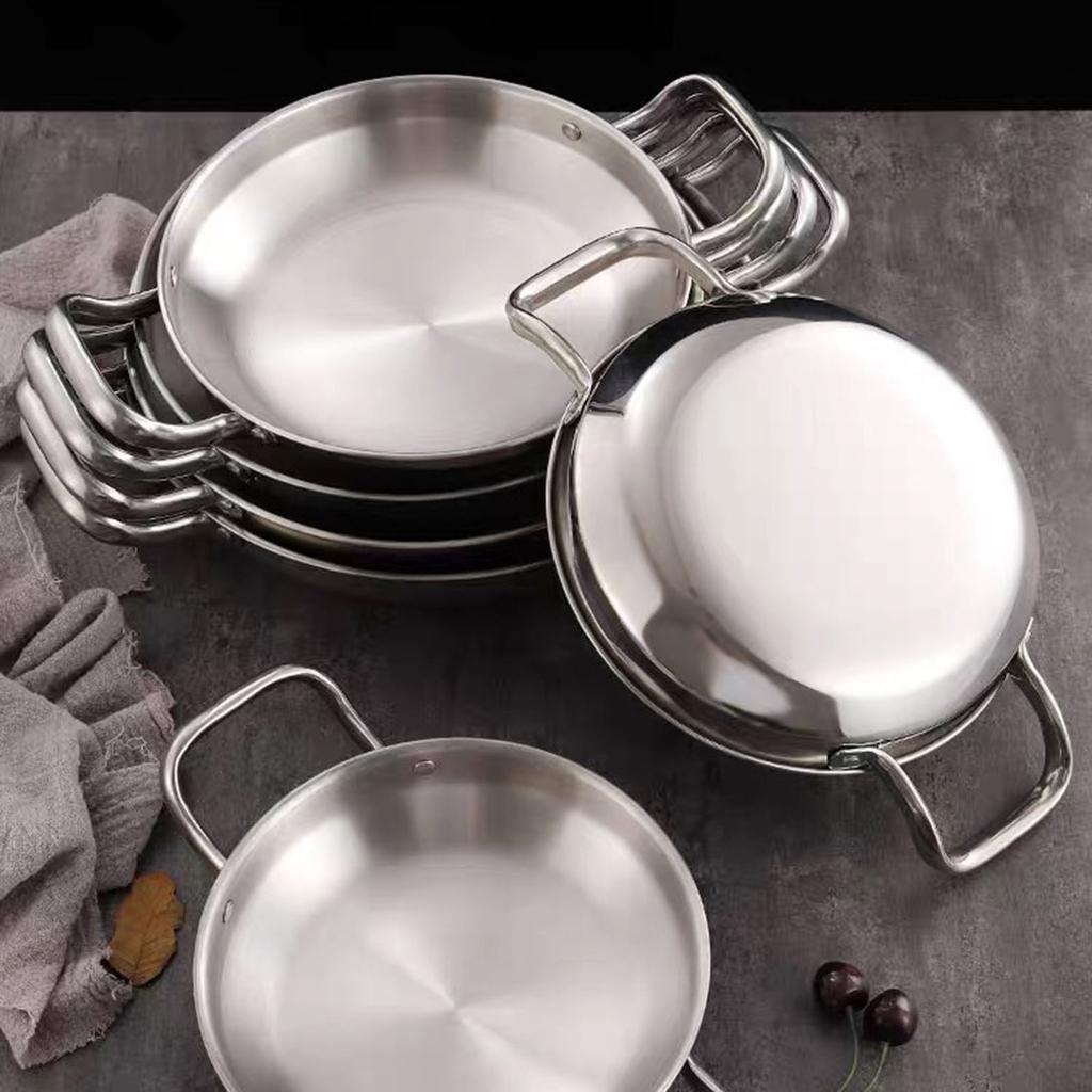 Практичная сковорода с двойной ручкой. Сковороды с равномерным распределением тепла. Удобные сковороды для различных техник приготовления пищи.