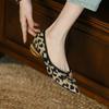 Fashion Vintage Metal Clasp Pointed Pumps Women Fashion 2024 Spring Autumn New Shoes for Women Leopard Print Low Heels Woman Shoes