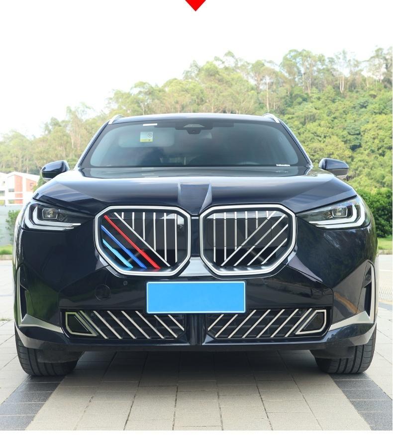 Для BMW X3 G45 2025 3 шт. трехцветные накладки-пряжки на переднюю решетку, декоративные накладки на планки решетки, аксессуары для экстерьера автомобиля