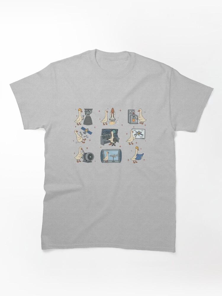 Untitled Goose Game Space Geese Engineers - Rocket Science & Aerospace Tech Crew Classic T-Shirt