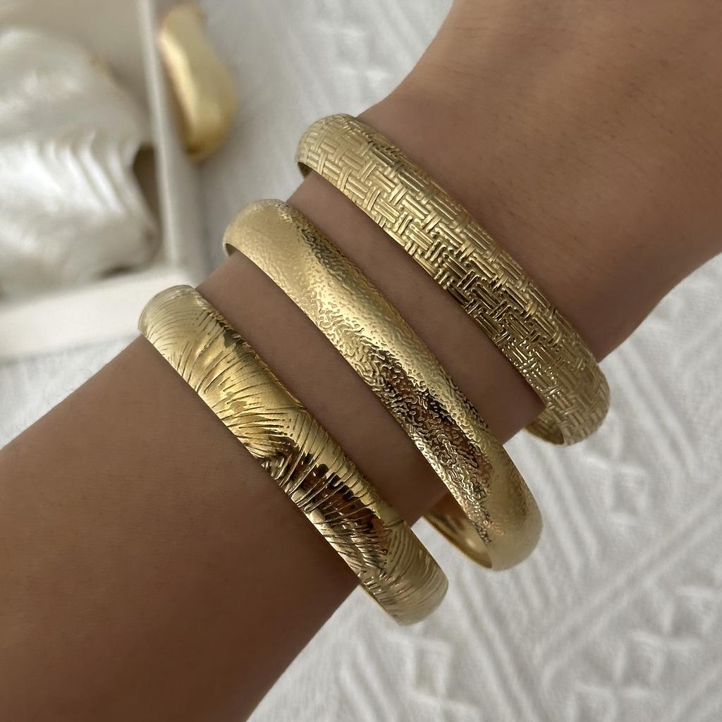Luxury Stainless Steel Hammered Cuff Bracelets Set for Women Vintage Imitation Pearl Waterproof Snake Bangle Party Jewelry Gift