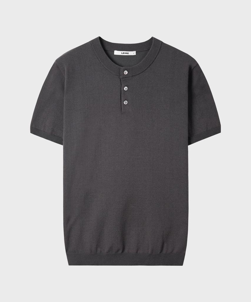 LEIRE Muscle Fit Henley Neck Short Sleeve Knit [Smoke Charcoal]