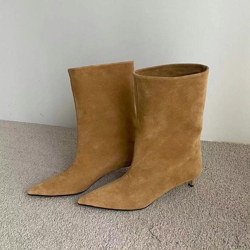 2025 Autumn and Winter New Retro Pointed Mid-tube Boots Women's Matte Wide Tube Boots Versatile Western Cowboy Boots Short Boots Women