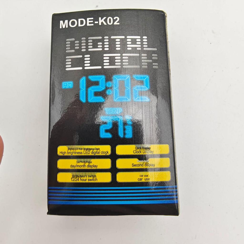 Автомобильный светящийся часы и термометр с креплением на воздуховод