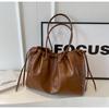 2024 New Retro Large Capacity Tote Bag Female Urban Simple Shoulder Bag