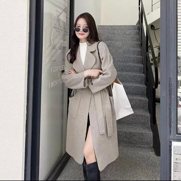 Warm and Fashionable with Women's Wool Coat with Belt for Autumn