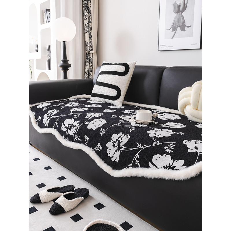 French Entry Lux Sofa Seat Cushions Irregular Shaped Cover Chenille Four Seasons Universal Non-Slip Velvet Feeling Cover Towel