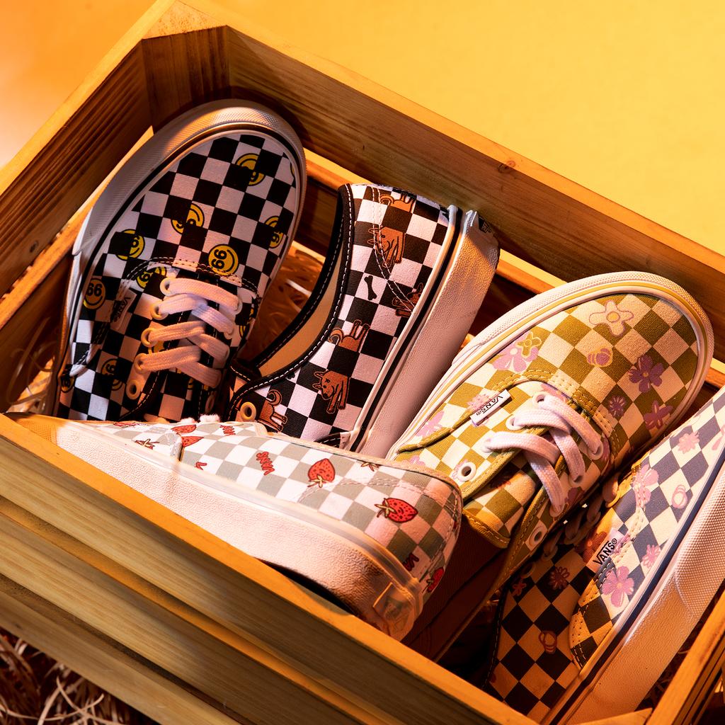 Vans Обои Аутентичный Принт Клетки Собаки Низкие Кеды из Холста Унисекс Кроссовки Черно-Белые VN0A5KS9BP6
