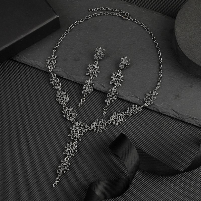 GemChic Women's New Vintage Alloy Branch Crystal Rhinestone Collarbone Pendant Necklace Earrings Two Piece Set Birthday Christmas Jewelry Gift