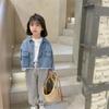 Весенне-осенние свободные джинсовые куртки с милыми пуговицами для девочек, повседневные удобные топы