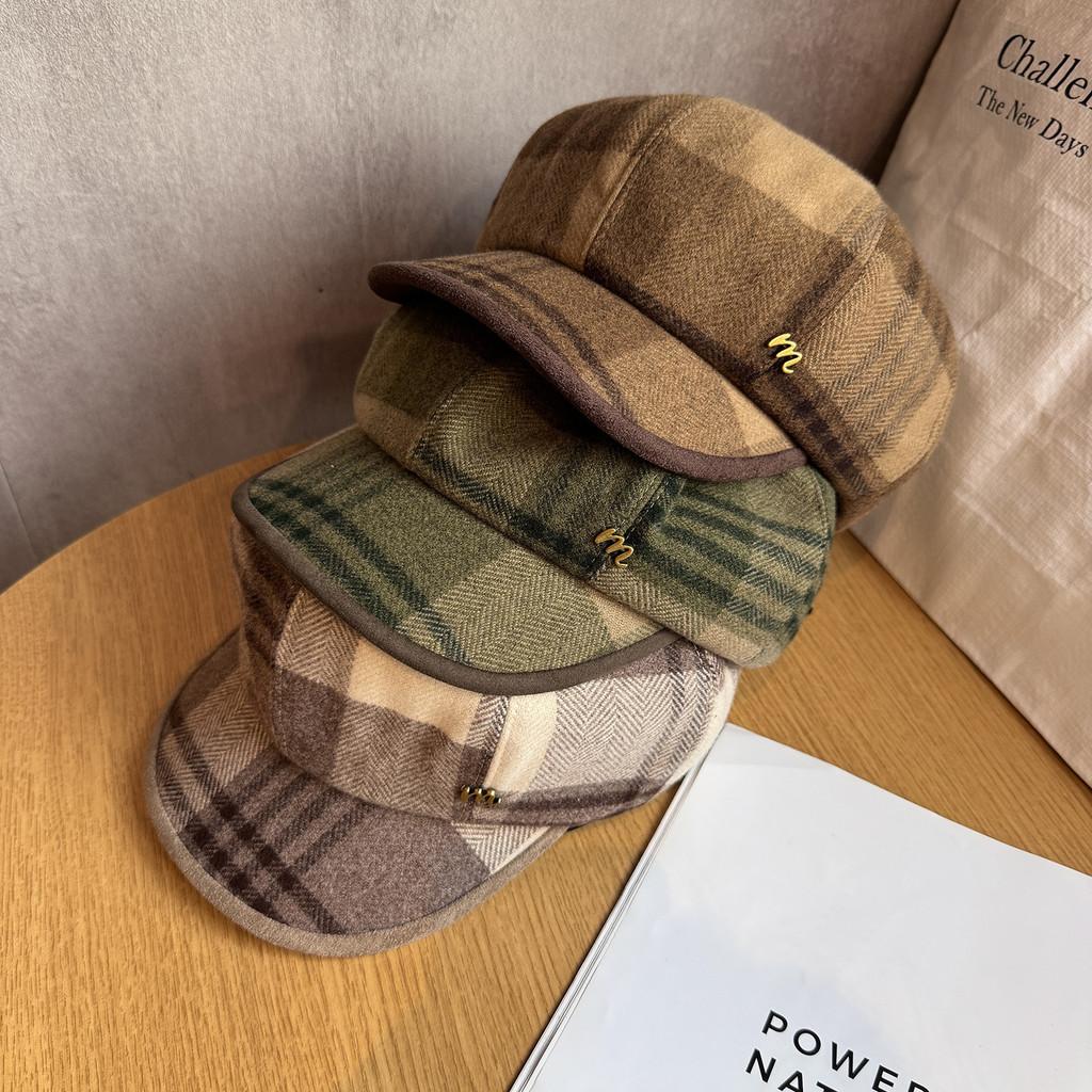 Classic College Style Octagonal Hat With Breathable Wool Polyester For Autumn Seasons